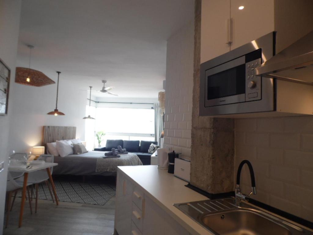 La Torre De La Colina Playa Apartment Torremolinos Luaran gambar
