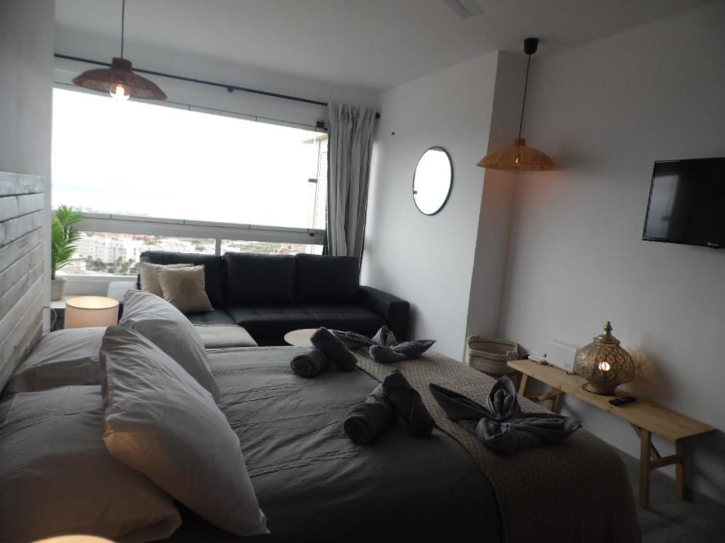 La Torre De La Colina Playa Apartment Torremolinos Luaran gambar