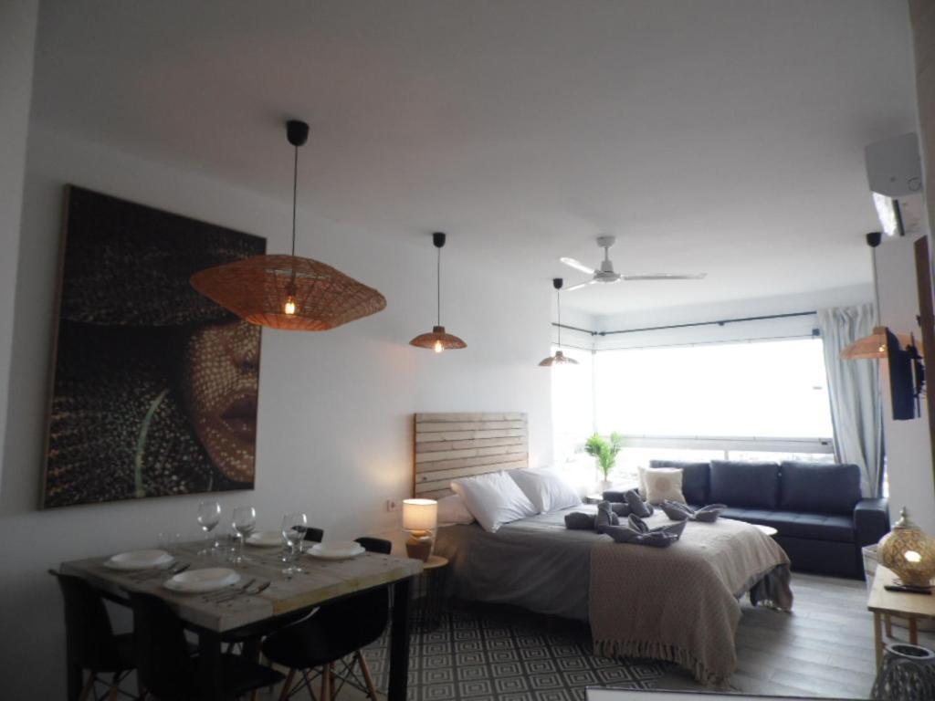 La Torre De La Colina Playa Apartment Torremolinos Luaran gambar