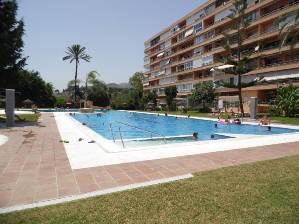 La Torre De La Colina Playa Apartment Torremolinos Luaran gambar